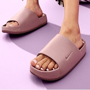 Nike Calm Women’s Slide Sandals